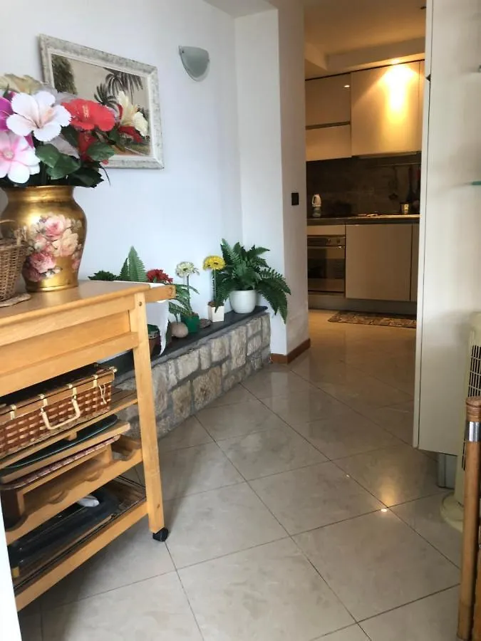 Casa Vacanza In Costa Azzurra Menton 0*,